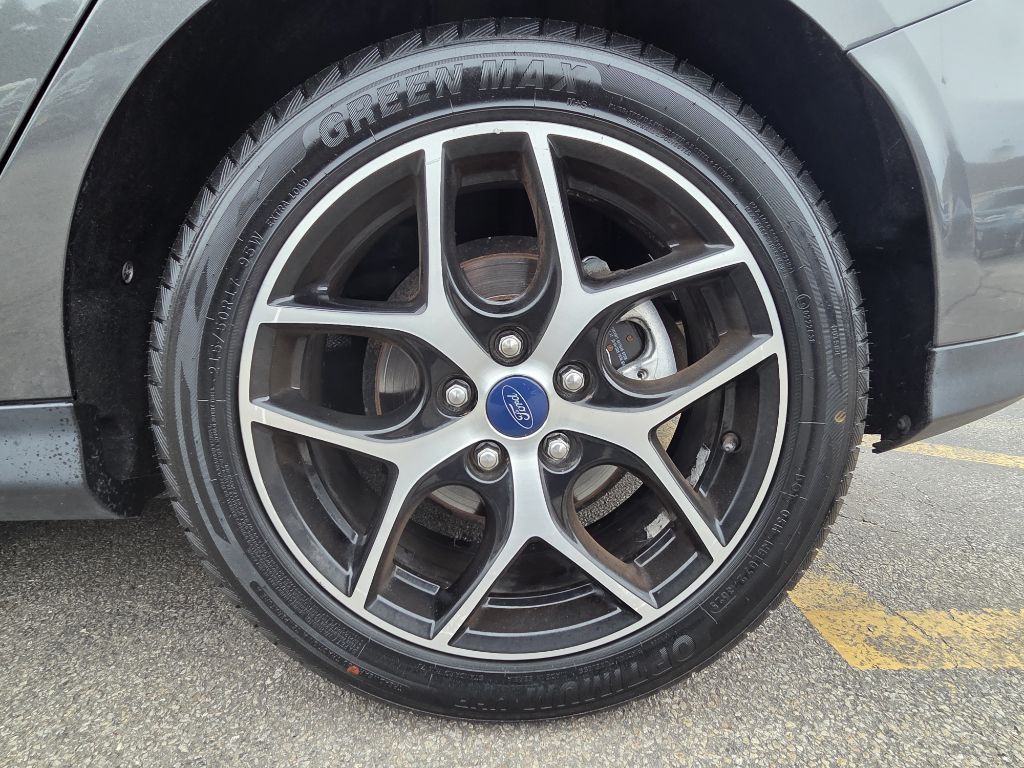 2018 Ford Focus Image 21