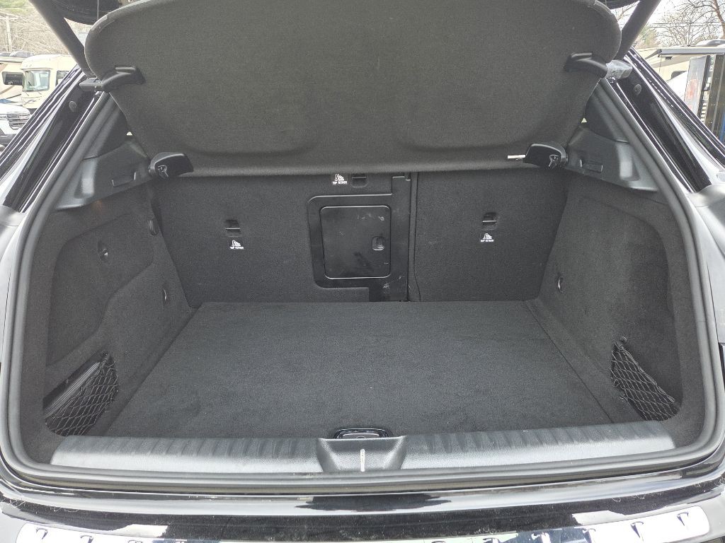 2020 Mercedes-Benz GLA-Class Image 8