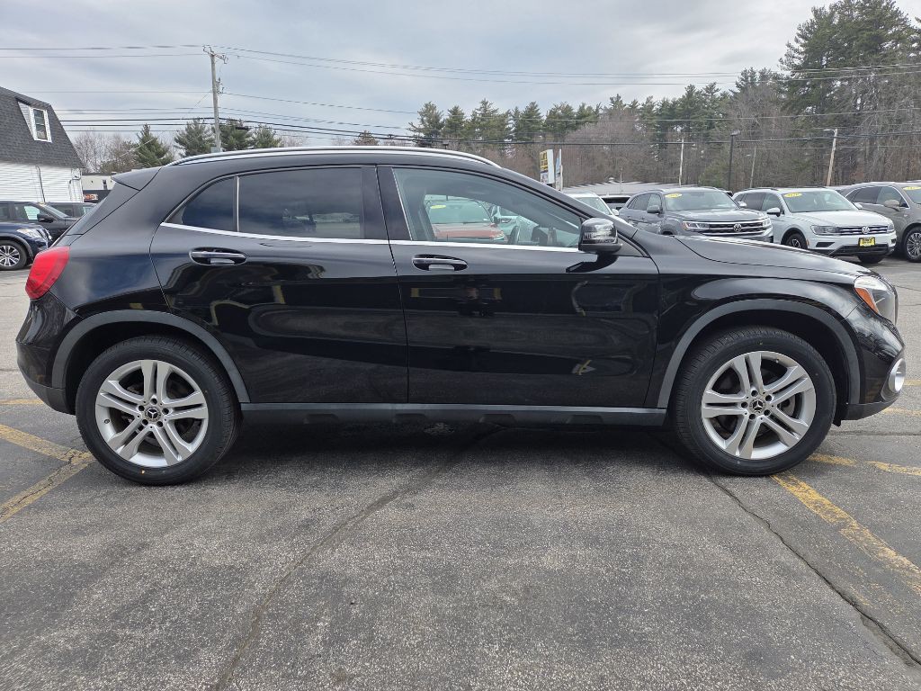 2020 Mercedes-Benz GLA-Class Image 9