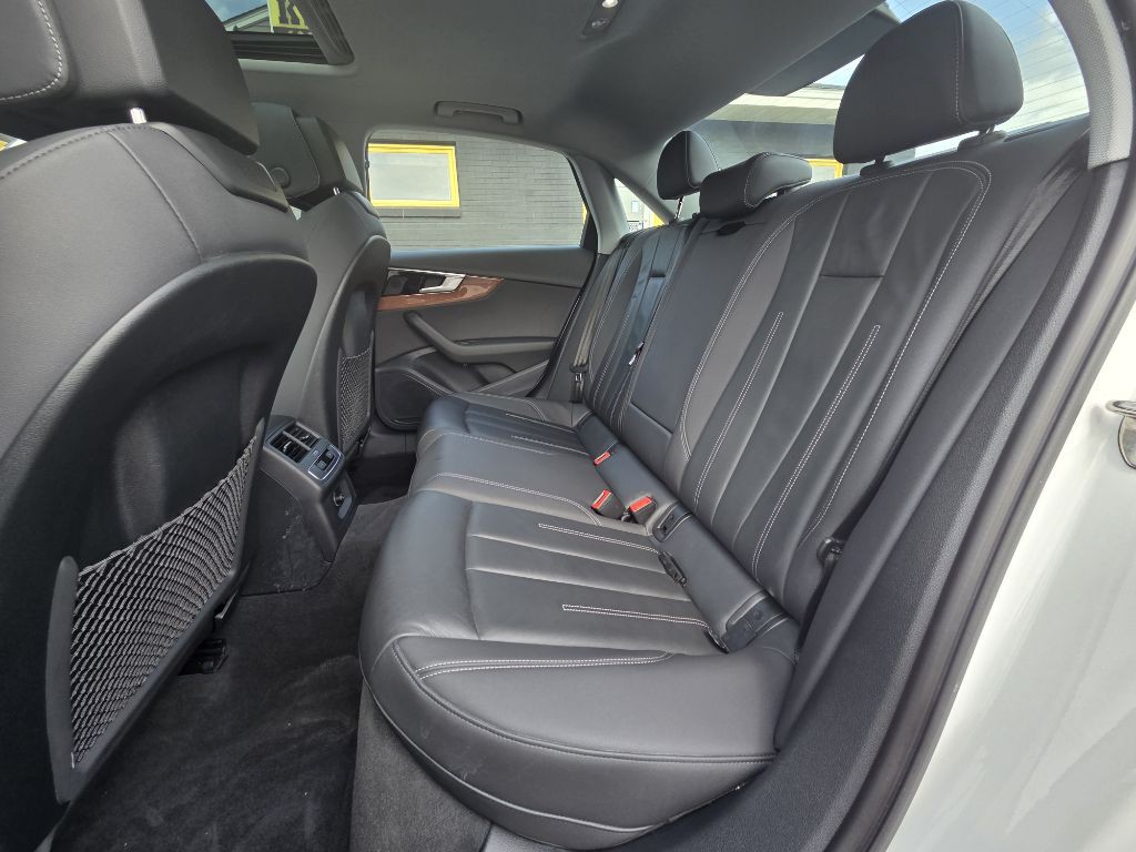 2022 Audi A4 Image 19