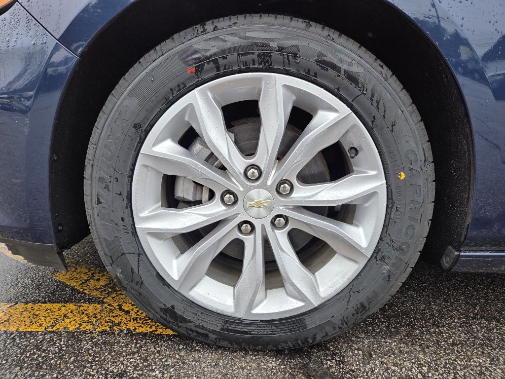 2020 Chevrolet Malibu Image 20