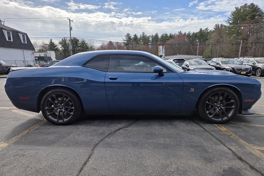 2020 Dodge Challenger Image 9
