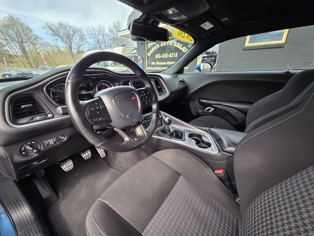 2020 Dodge Challenger Image 11