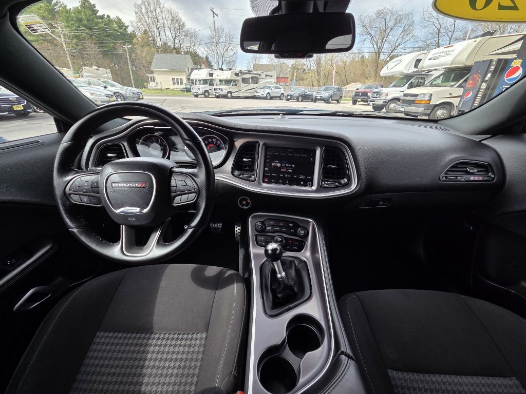 2020 Dodge Challenger Image 12
