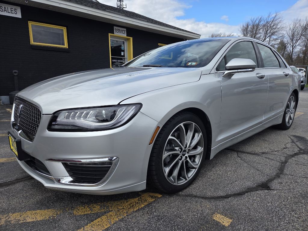 2019 Lincoln MKZ Image 2