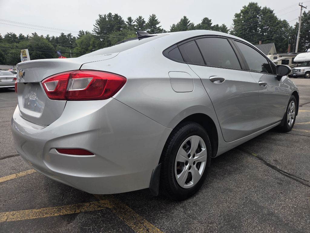 2018 Chevrolet Cruze Image 6