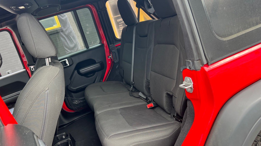2018 Jeep Wrangler Unlimited Image 17