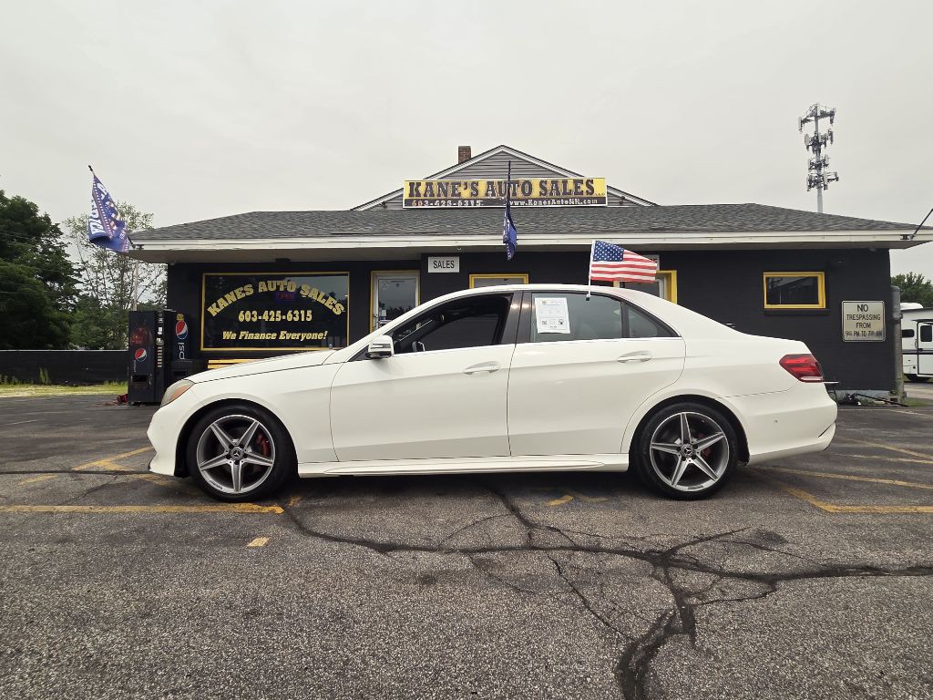 2016 Mercedes-Benz E-Class Image 1