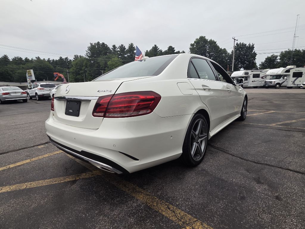 2016 Mercedes-Benz E-Class Image 6