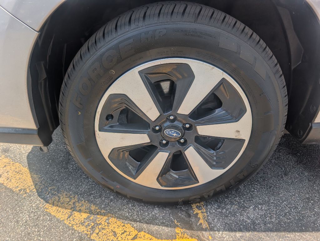 2017 Subaru Forester Image 19
