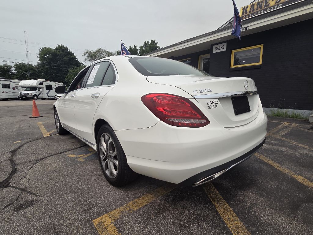 2017 Mercedes-Benz C-Class Image 7