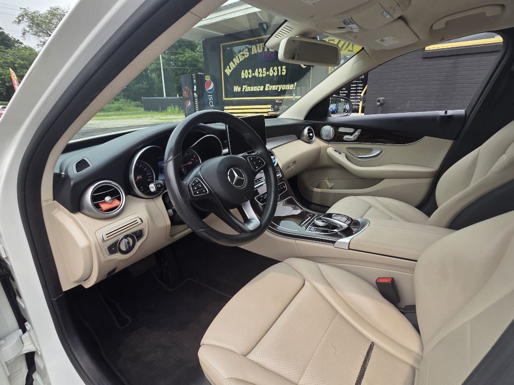 2017 Mercedes-Benz C-Class Image 10