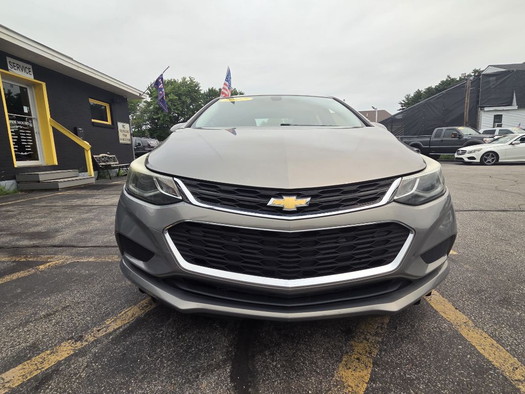 2017 Chevrolet Cruze Image 3