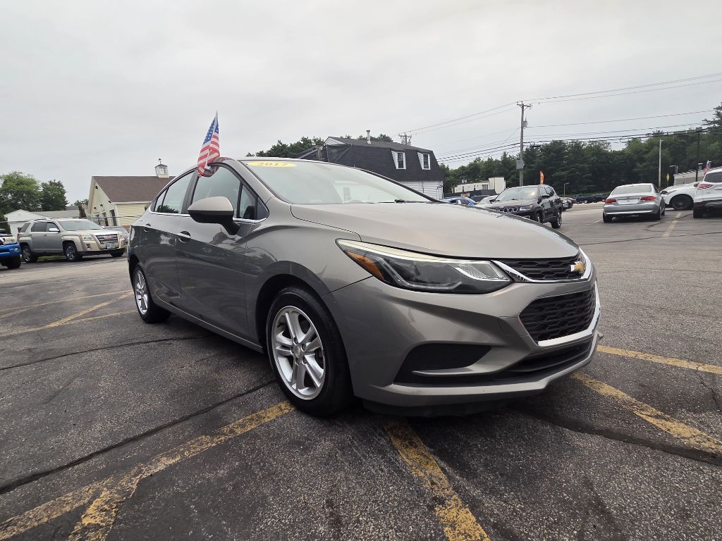 2017 Chevrolet Cruze Image 4