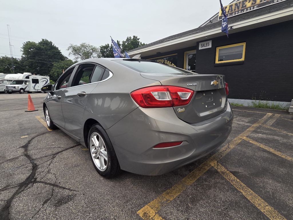 2017 Chevrolet Cruze Image 8