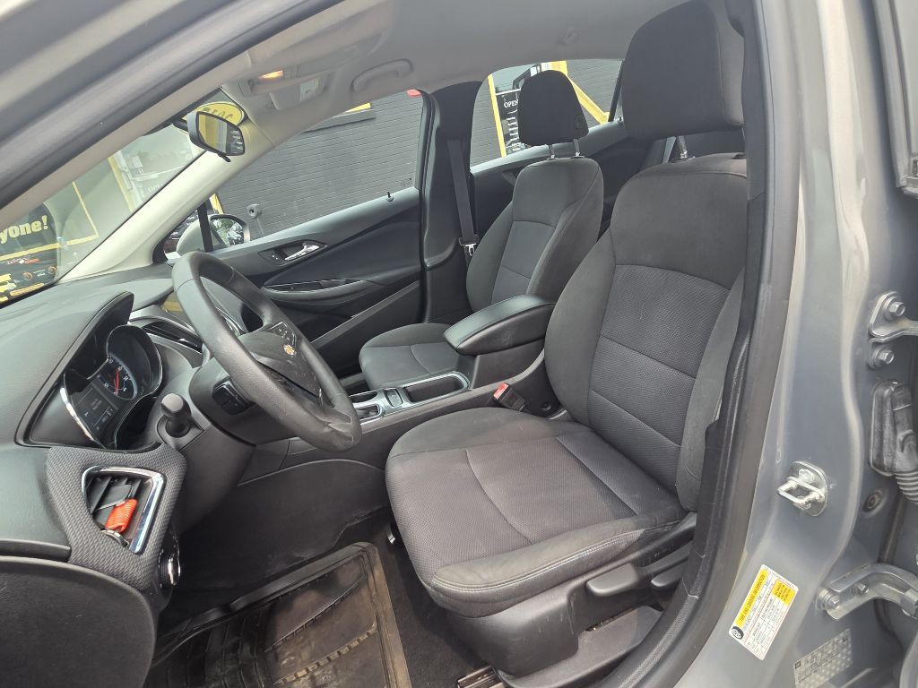 2017 Chevrolet Cruze Image 9
