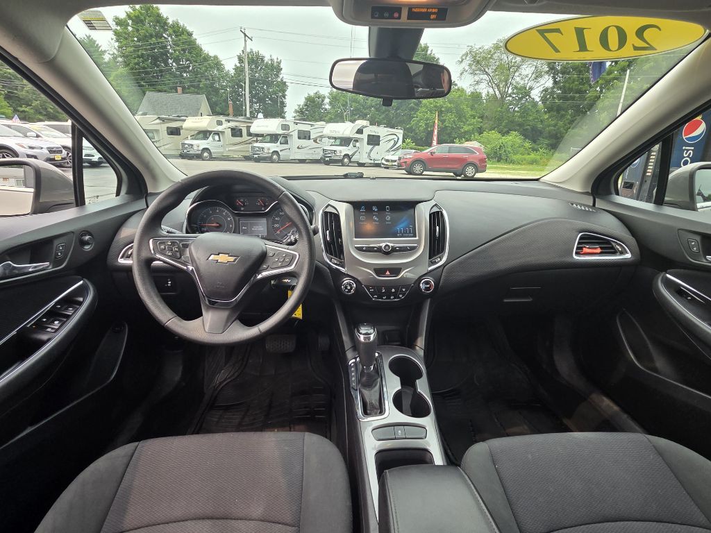 2017 Chevrolet Cruze Image 12