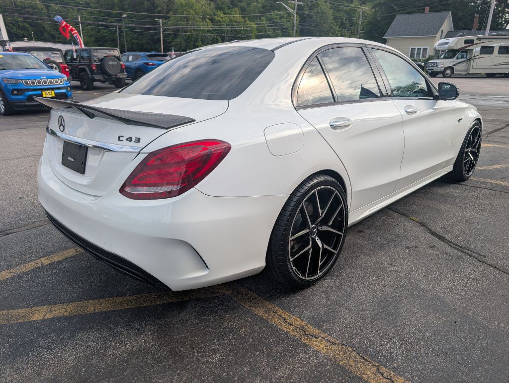 2017 Mercedes-Benz C-Class Image 7