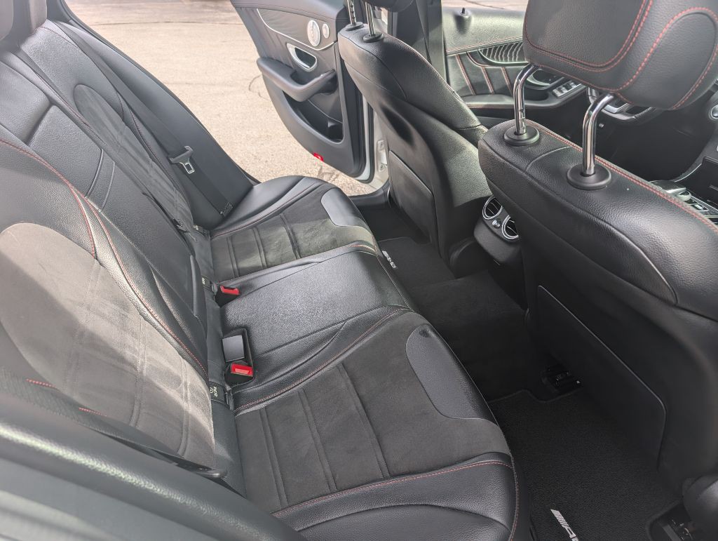 2017 Mercedes-Benz C-Class Image 16