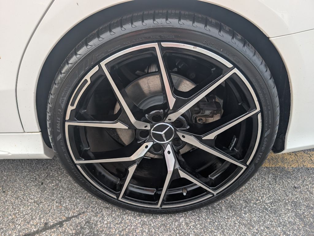 2017 Mercedes-Benz C-Class Image 20