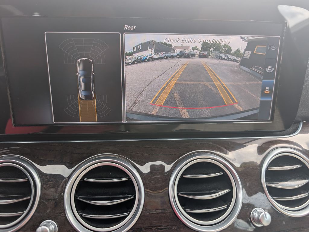 2017 Mercedes-Benz E-Class Image 16