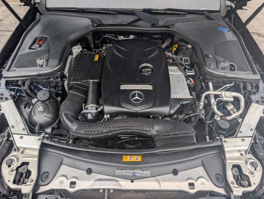 2017 Mercedes-Benz E-Class Image 24