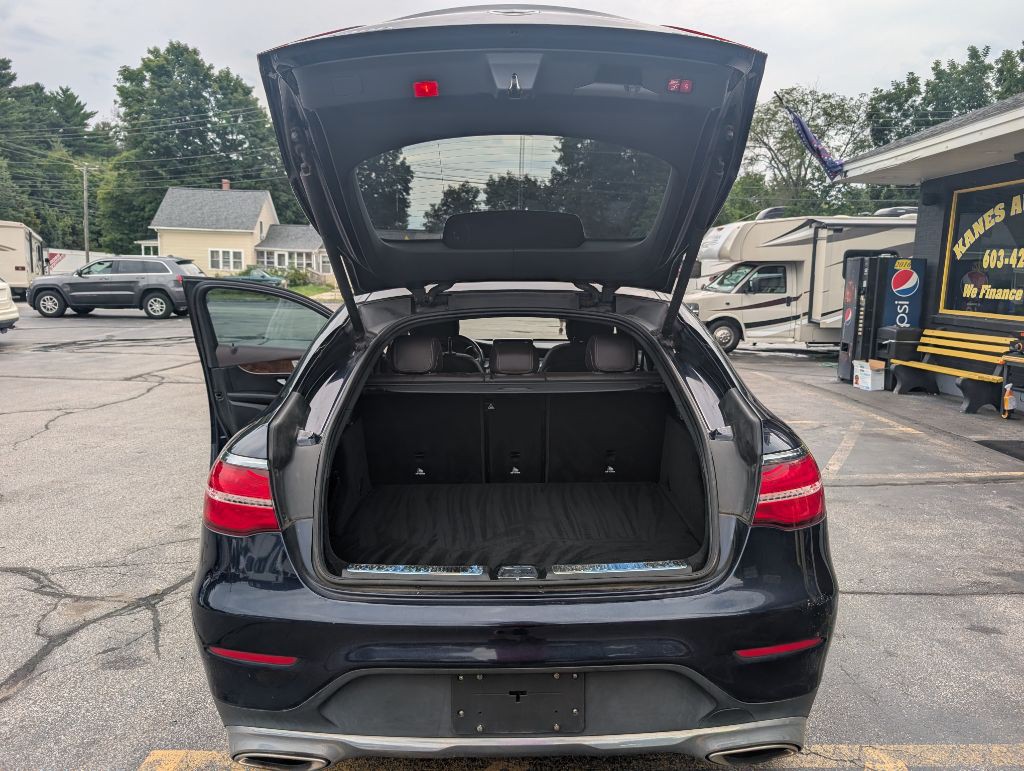 2018 Mercedes-Benz GLC-Class Image 8