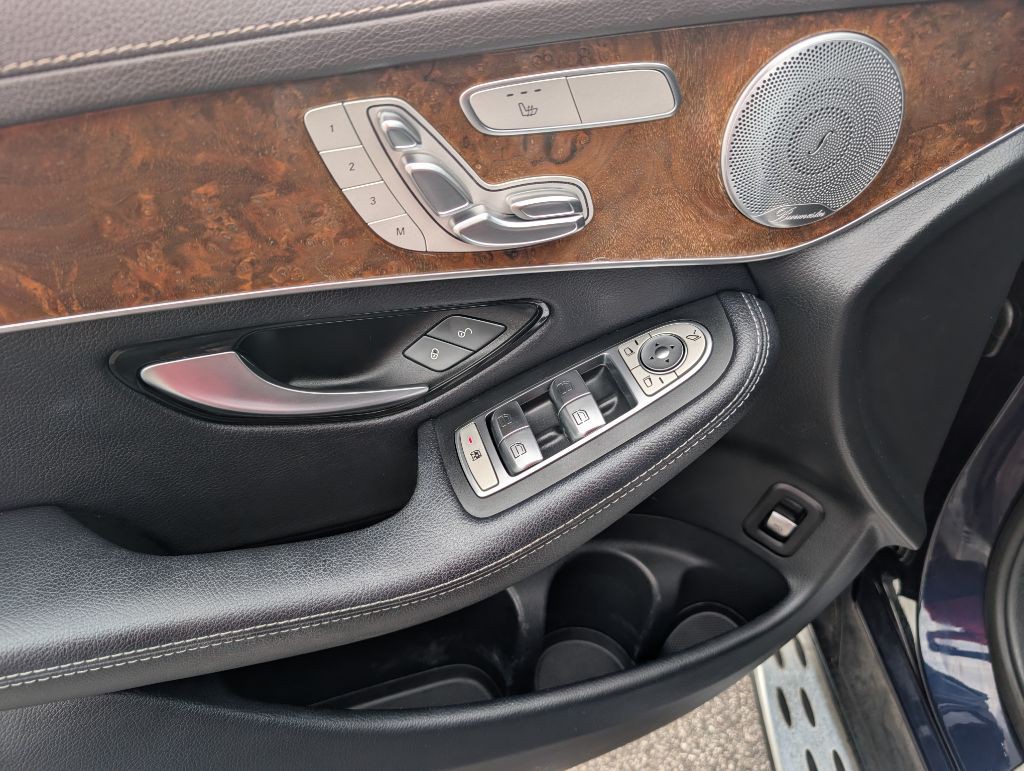 2018 Mercedes-Benz GLC-Class Image 9