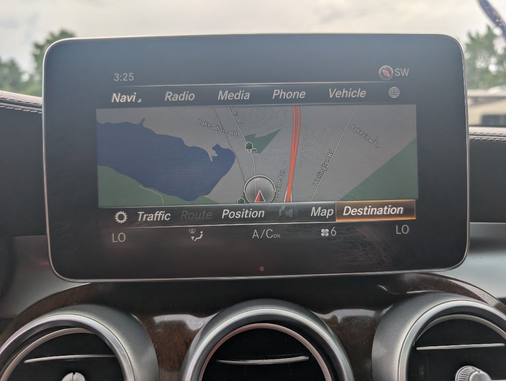 2018 Mercedes-Benz GLC-Class Image 15