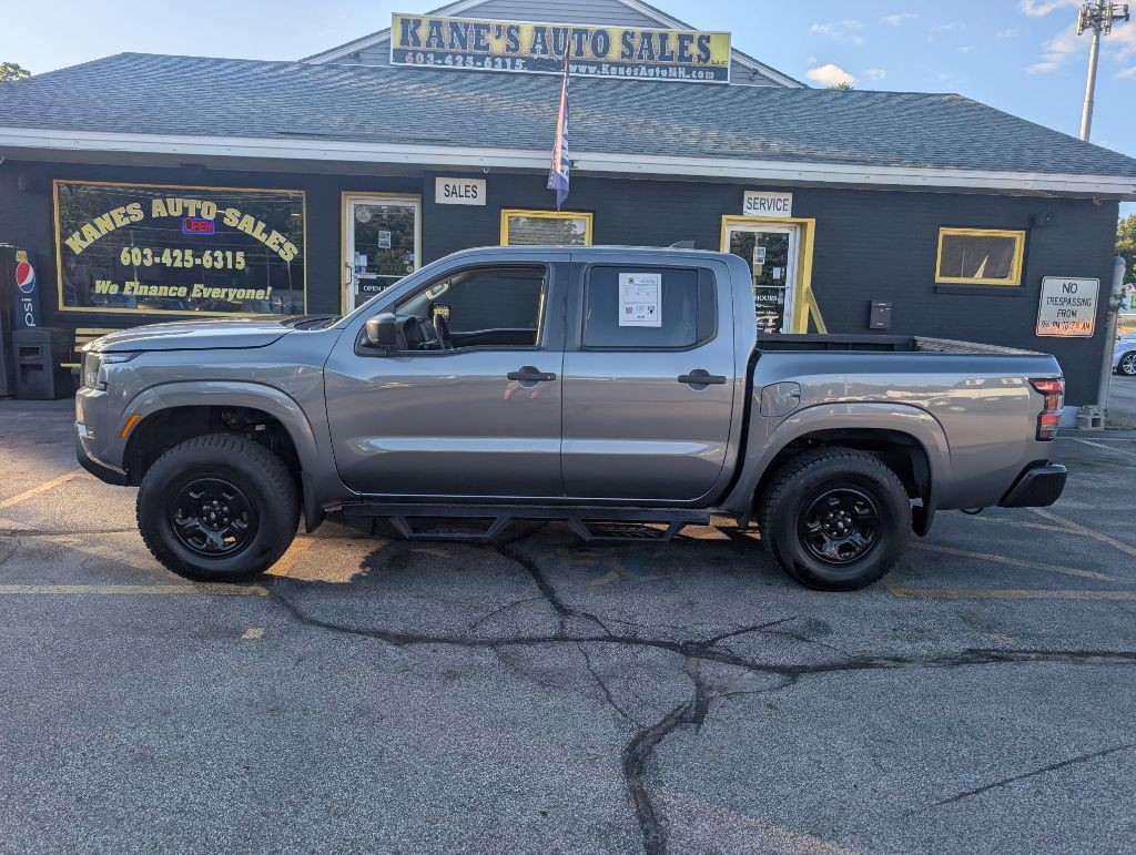 2022 Nissan Frontier Image 1