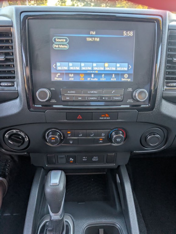 2022 Nissan Frontier Image 13