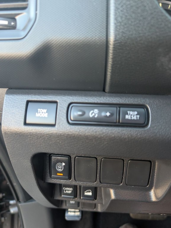 2022 Nissan Frontier Image 17