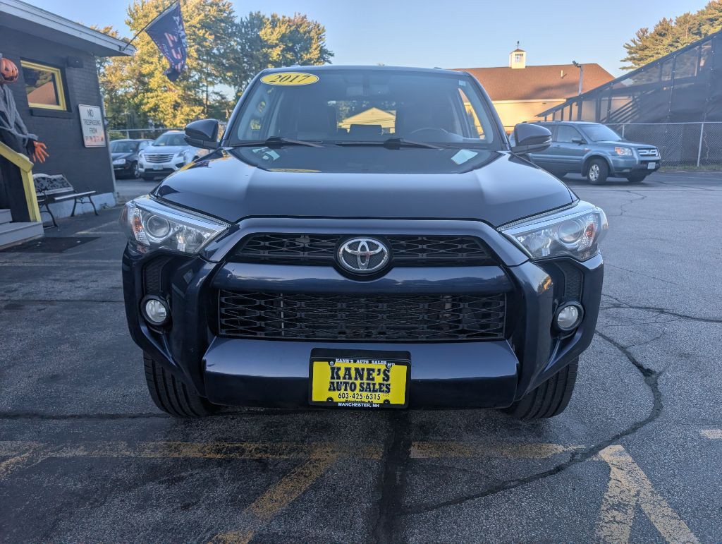 2017 Toyota 4Runner Image 3