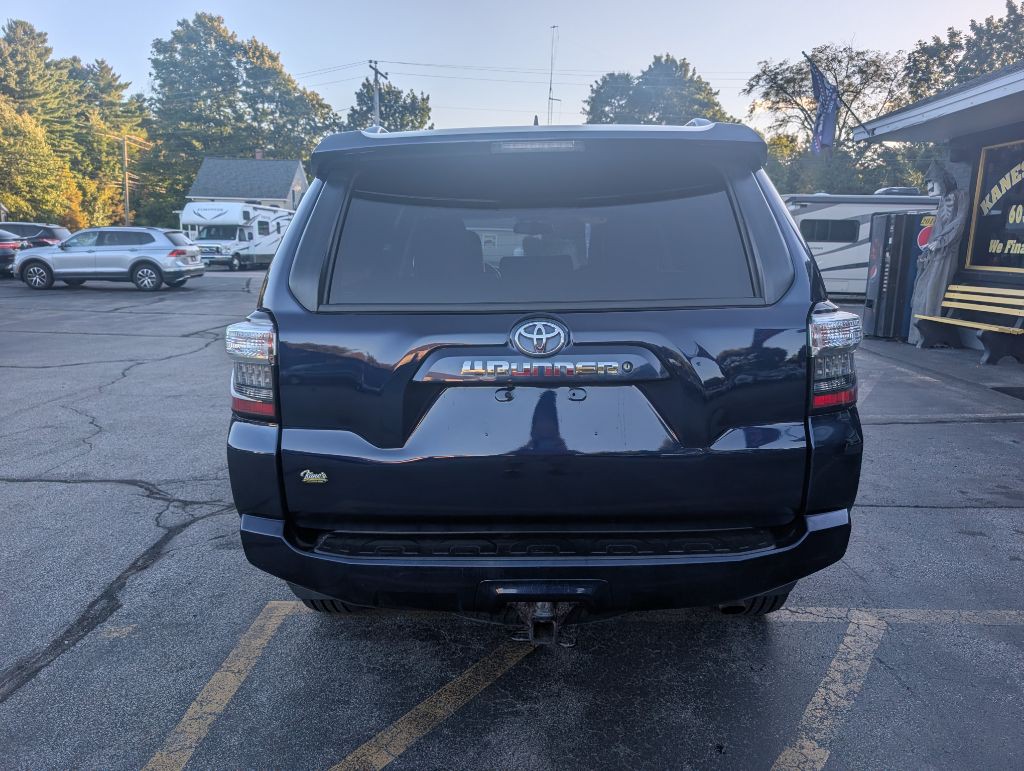 2017 Toyota 4Runner Image 6