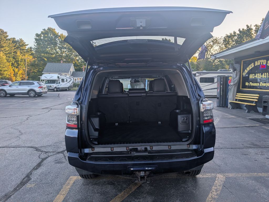 2017 Toyota 4Runner Image 8