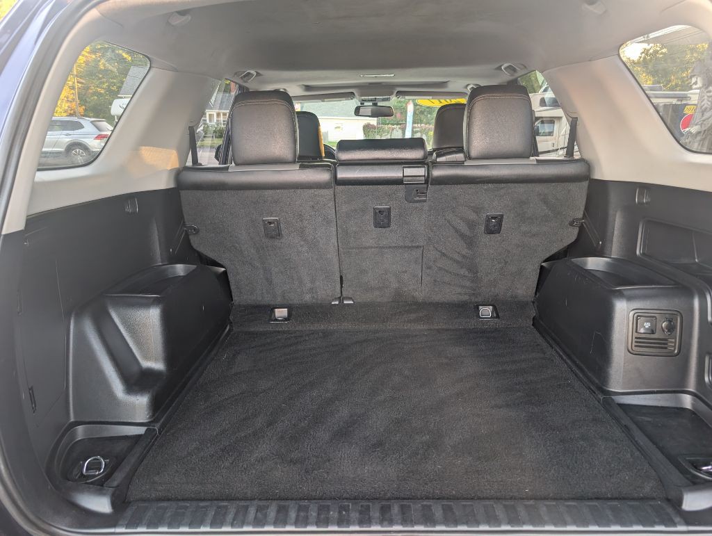 2017 Toyota 4Runner Image 9