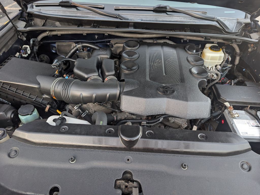 2017 Toyota 4Runner Image 24
