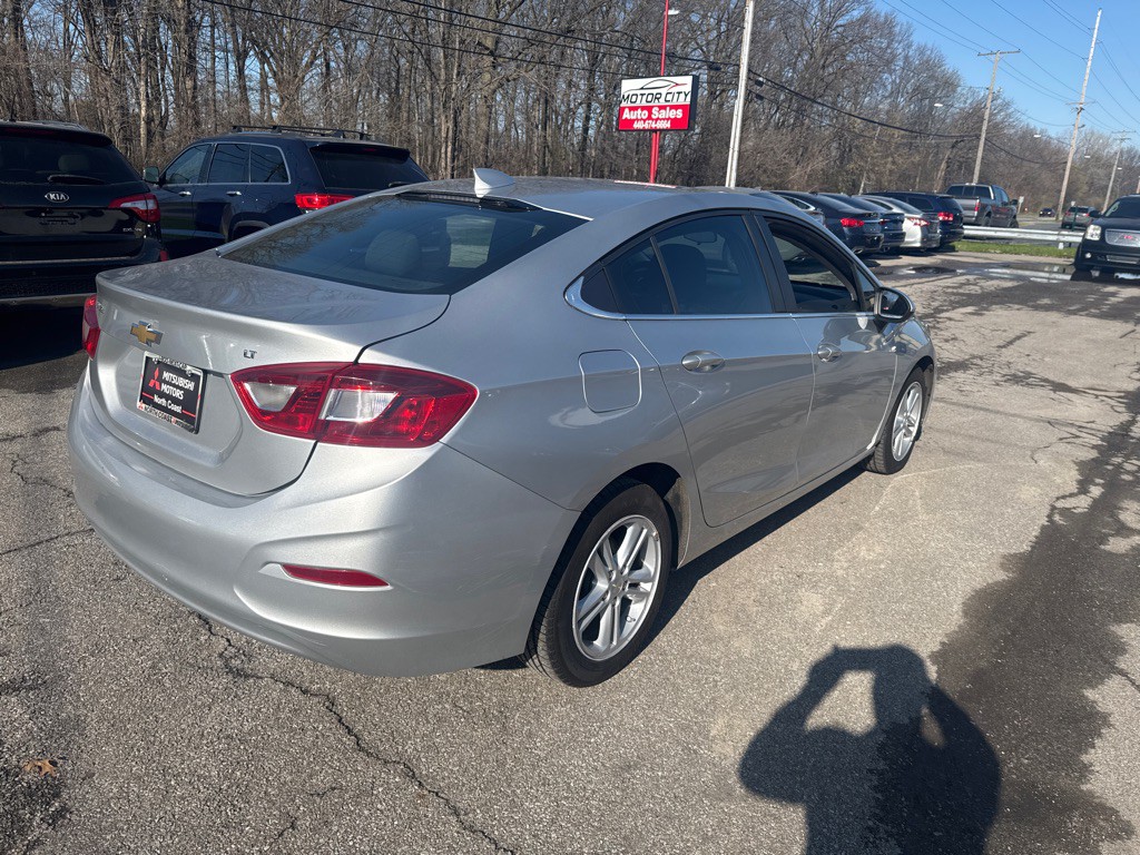 2016 Chevrolet Cruze Image 5