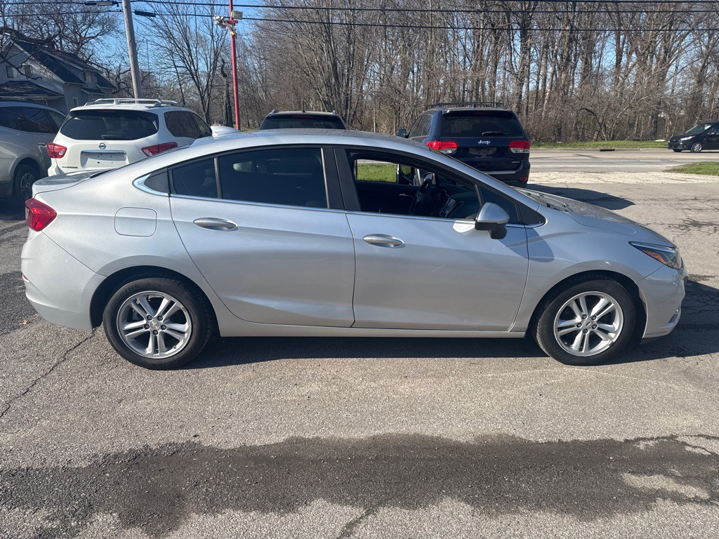 2016 Chevrolet Cruze Image 6