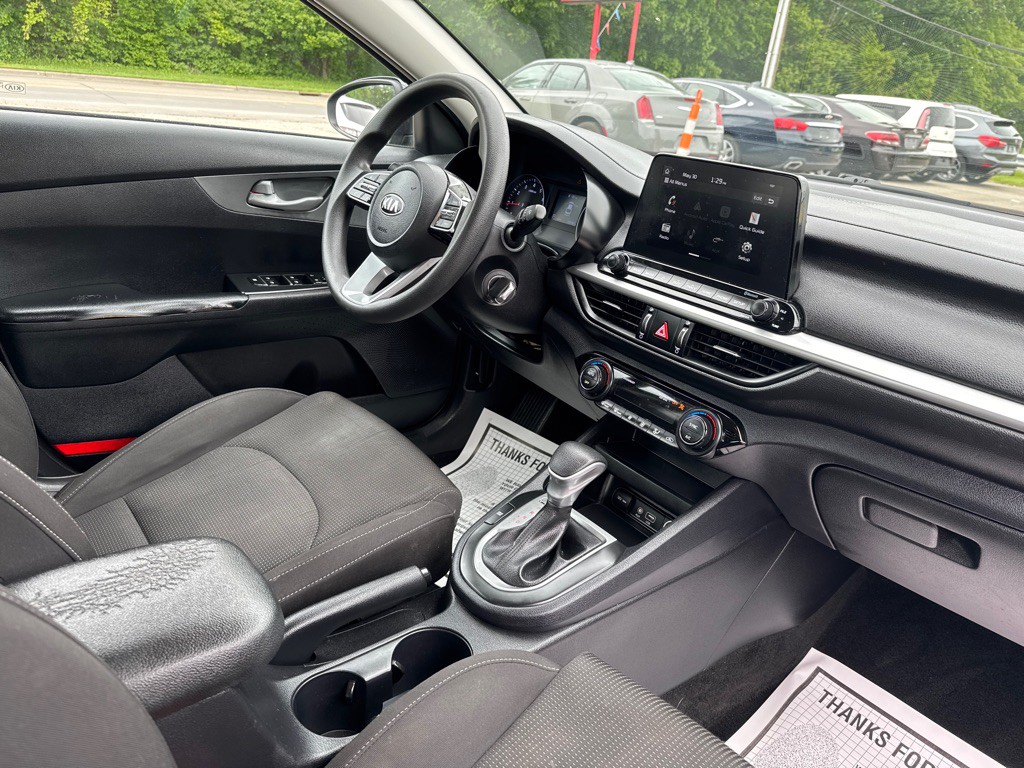 2019 Kia Forte Image 9