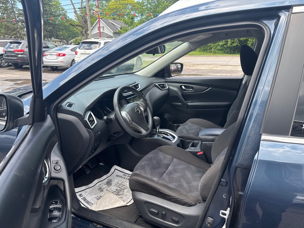 2015 Nissan Rogue Image 8