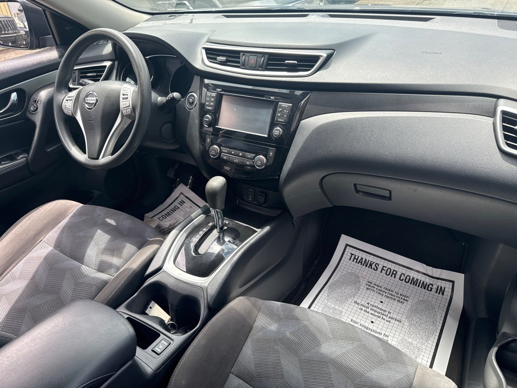 2015 Nissan Rogue Image 10
