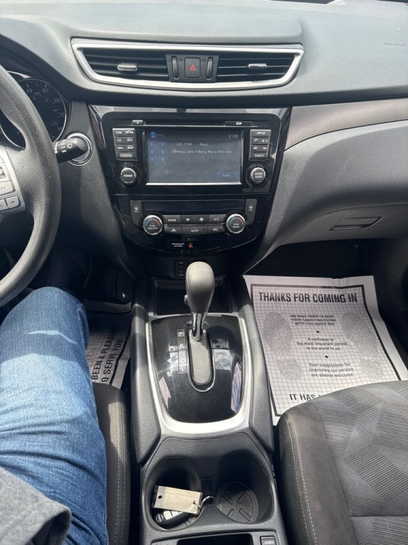 2015 Nissan Rogue Image 12