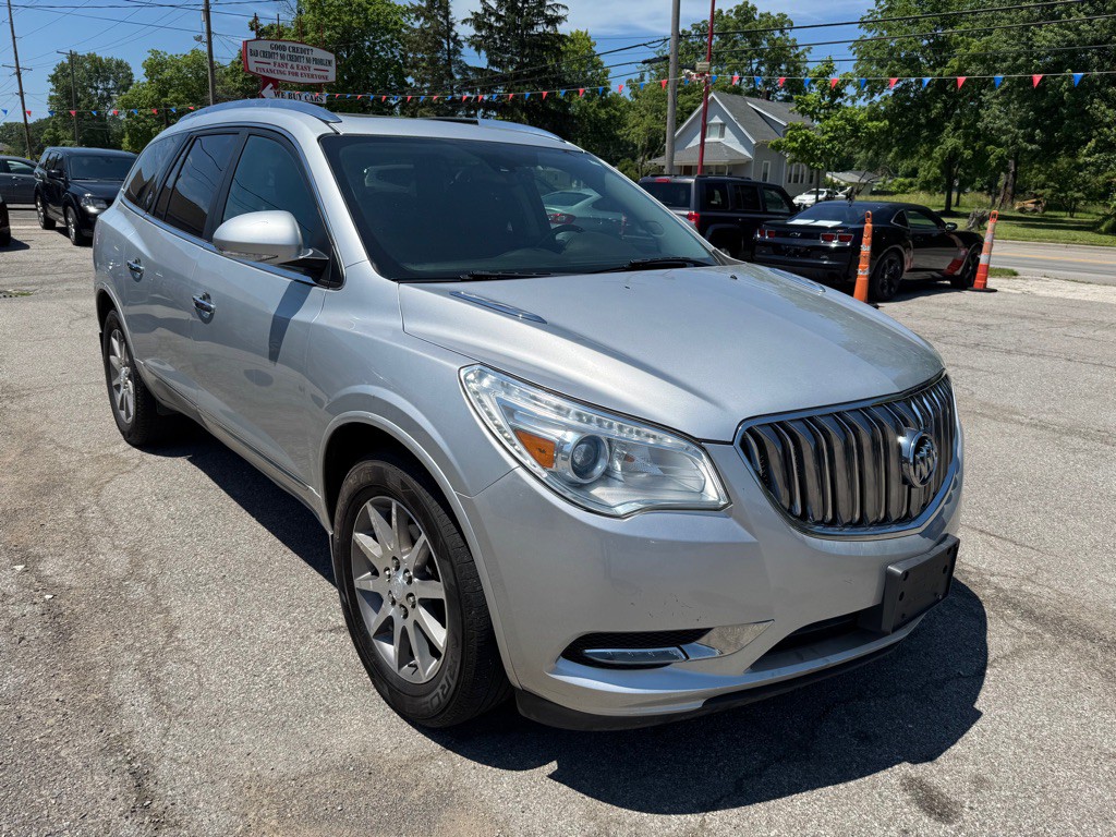 2017 Buick Enclave Image 1