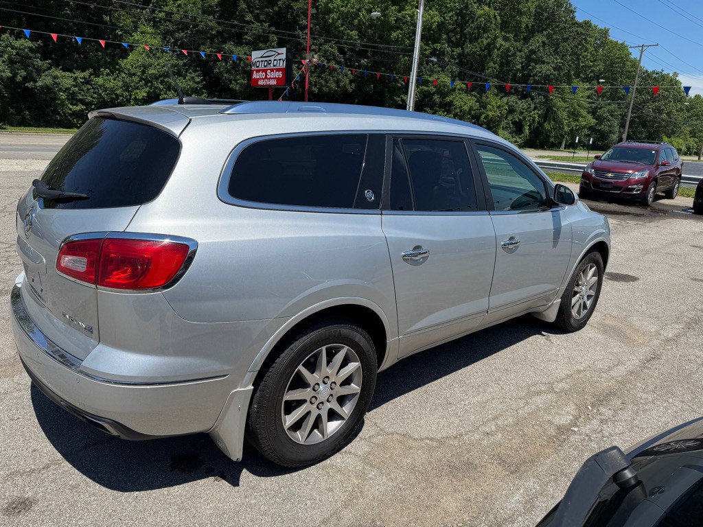 2017 Buick Enclave Image 8