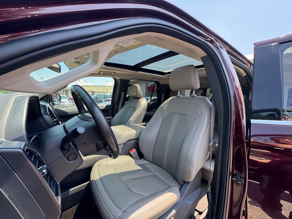 2021 Ford Expedition Image 16
