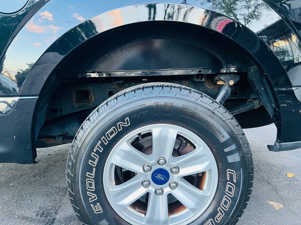 2016 Ford F-150 Image 9