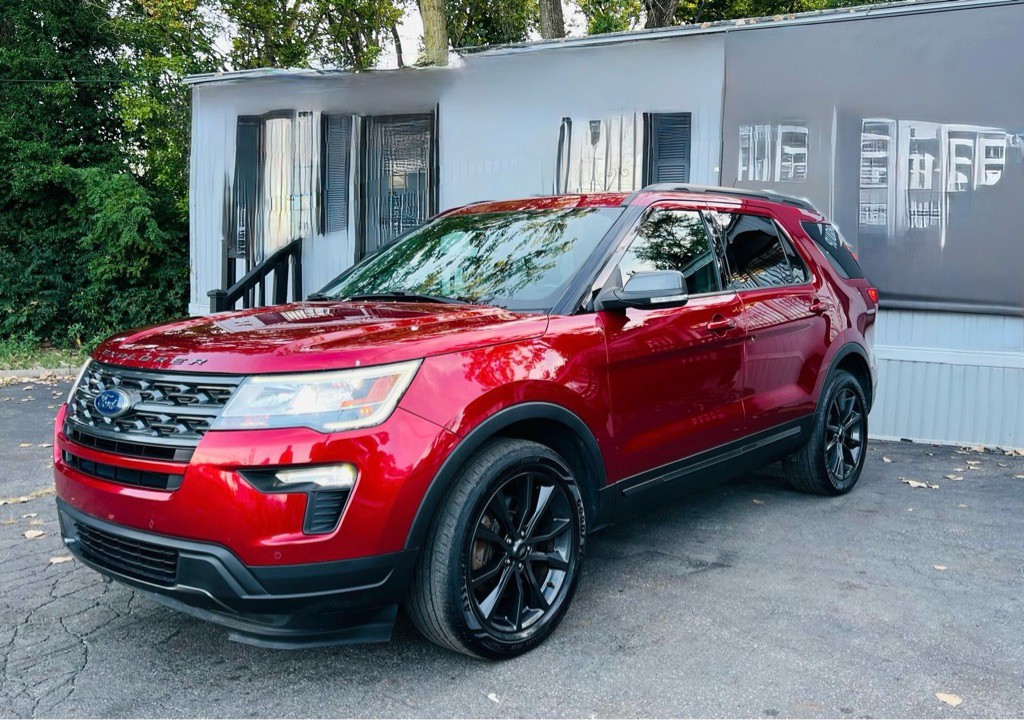 2019 Ford Explorer Image 2