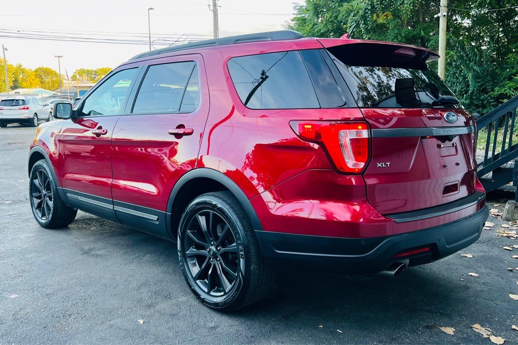 2019 Ford Explorer Image 4