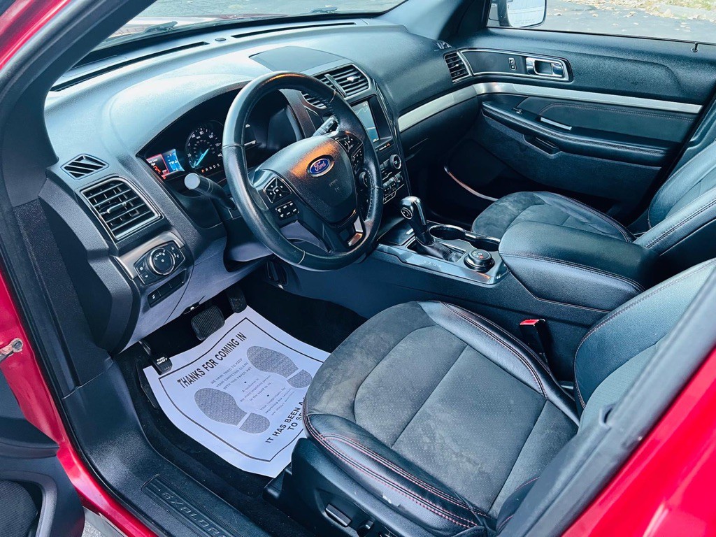 2019 Ford Explorer Image 15